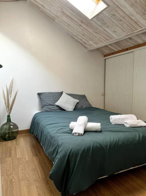 Puy Du Fou Apartment Лес Хербиерс Екстериор снимка