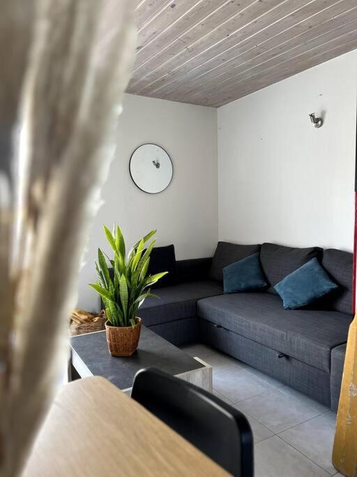 Puy Du Fou Apartment Лес Хербиерс Екстериор снимка